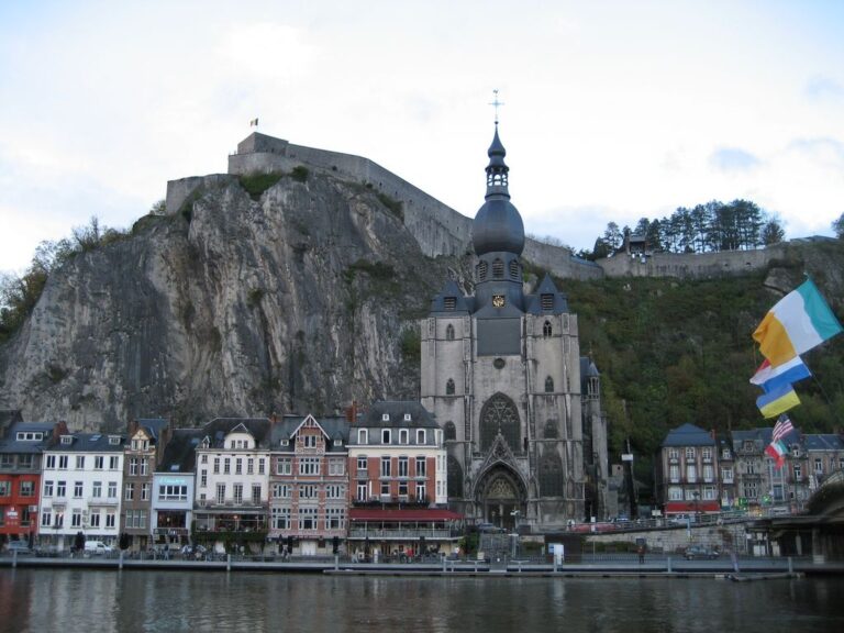 Kathedrale und Zitadelle in Dinant