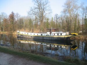Kanal hinter Metz