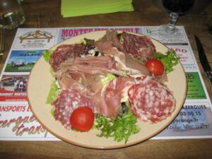 Salatteller in Probieres